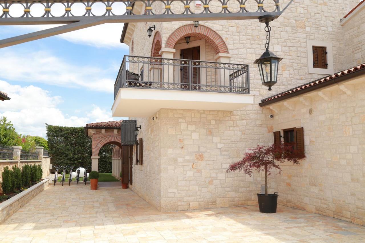 Villa Carolus-Luxurious Istrian Villa Barat  Zewnętrze zdjęcie