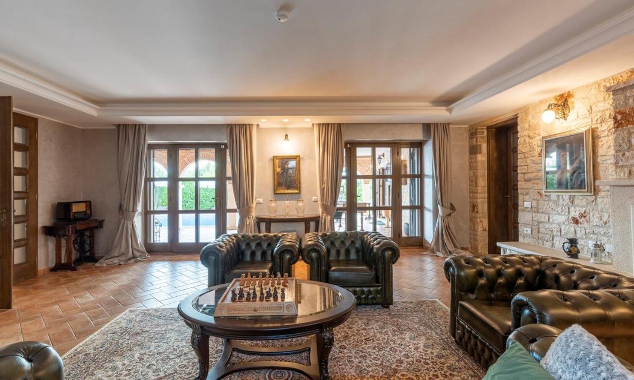 Villa Carolus-Luxurious Istrian Villa Barat  Zewnętrze zdjęcie