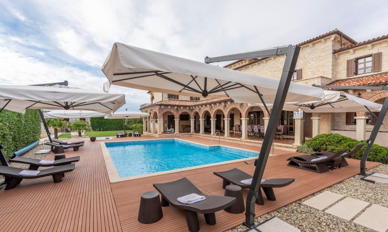 Villa Carolus-Luxurious Istrian Villa Barat  Zewnętrze zdjęcie