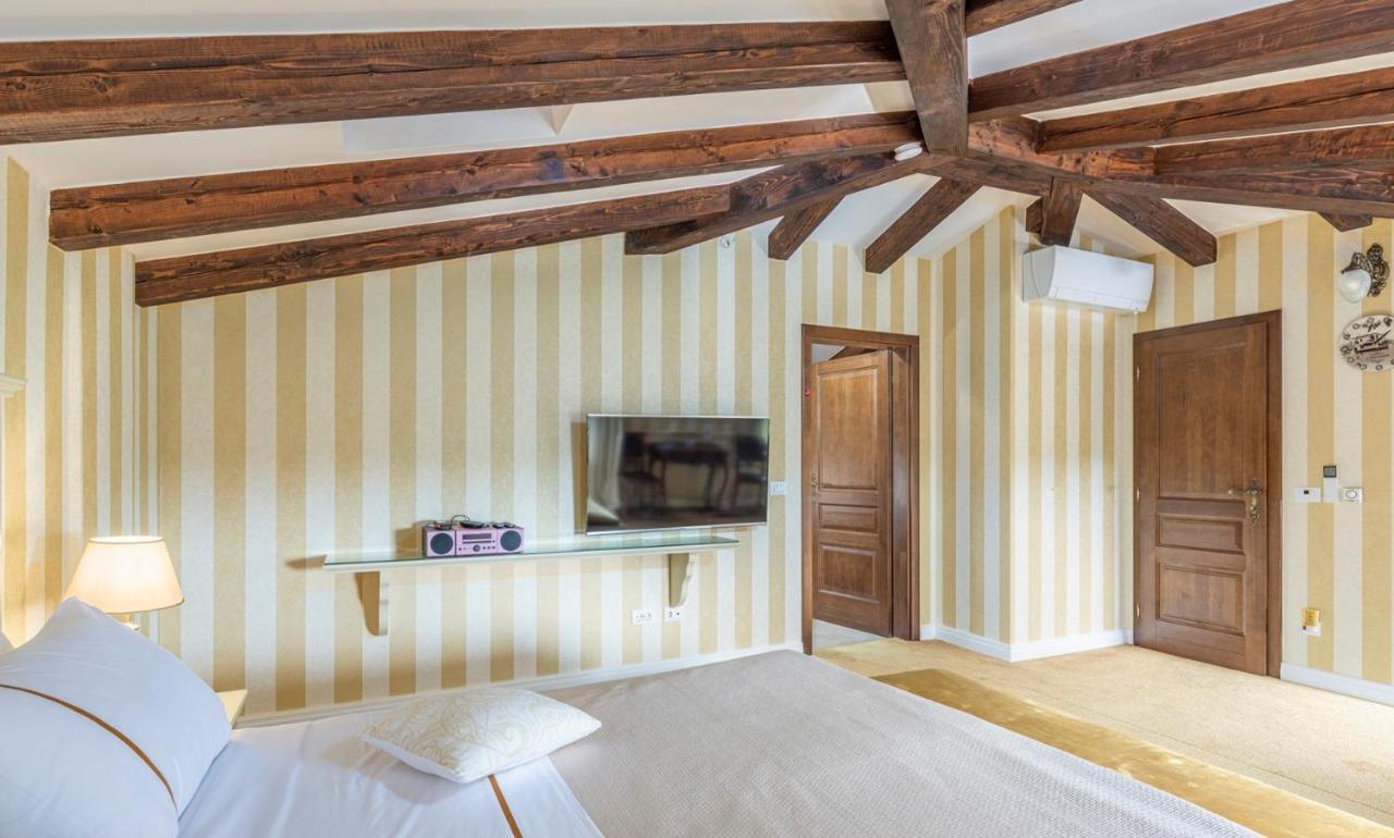 Villa Carolus-Luxurious Istrian Villa Barat  Zewnętrze zdjęcie