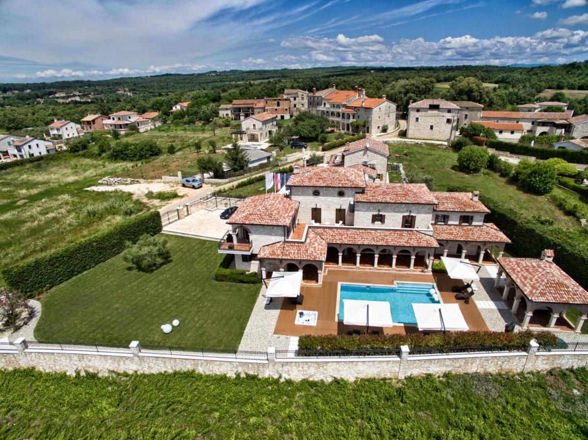 Villa Carolus-Luxurious Istrian Villa Barat  Zewnętrze zdjęcie